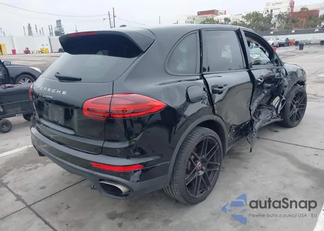 2016 Porsche Cayenne из США, поврежденный, VIN WP1AA2A26GLA06051